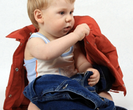 Как научить ребёнка самостоятельно одеваться и раздеваться